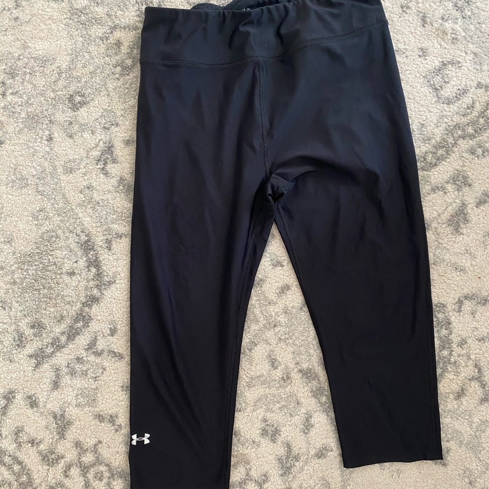 under armour compression Capri workout leggings